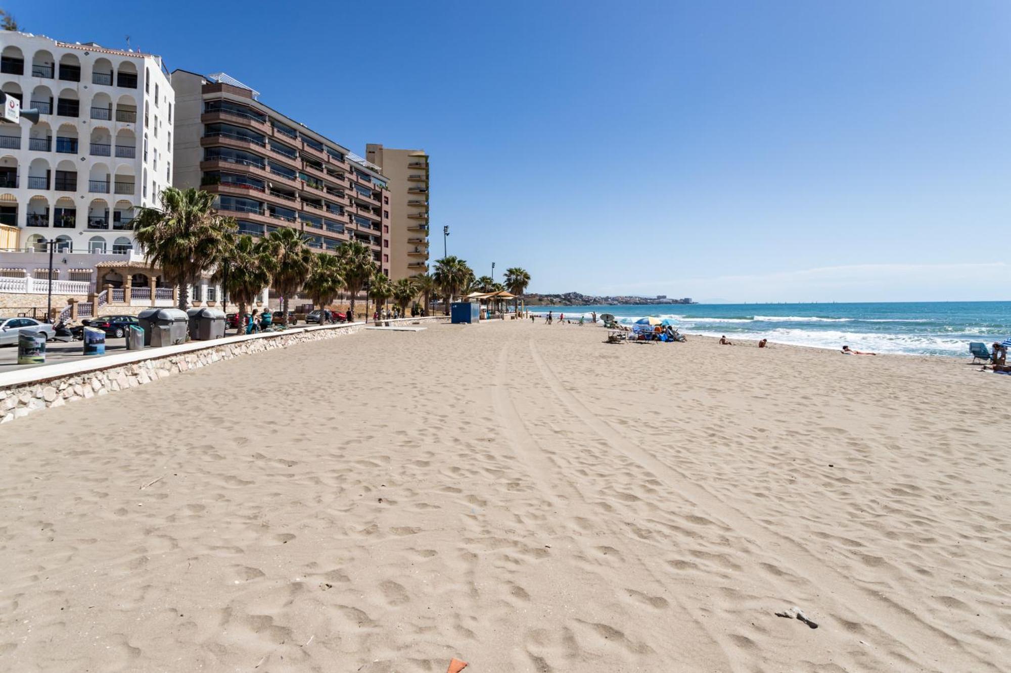 Buenavista Lifestyle By Sur Suites Фуэнхирола Экстерьер фото