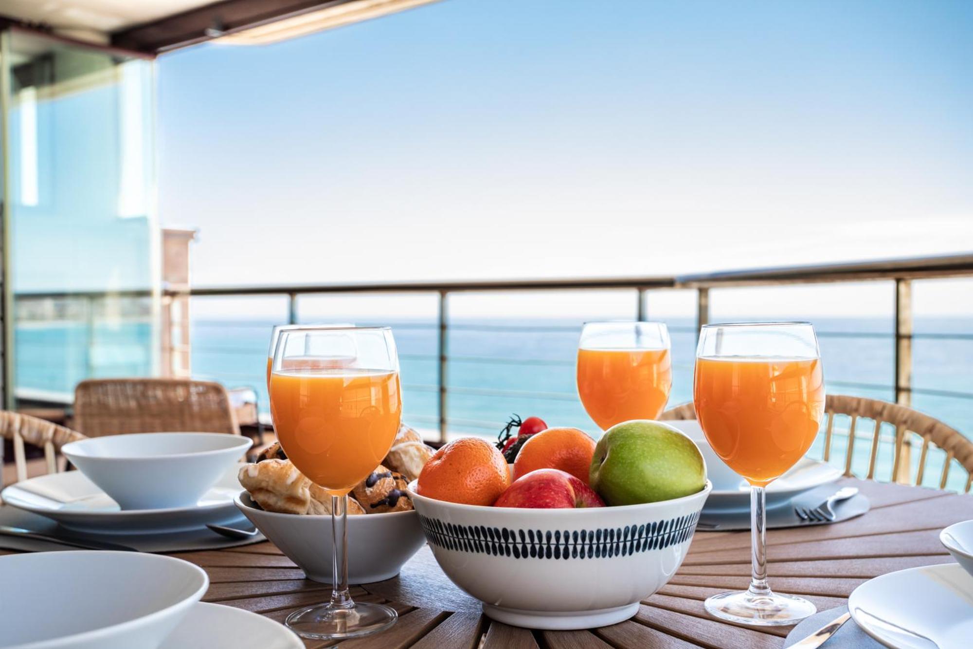 Buenavista Lifestyle By Sur Suites Фуэнхирола Экстерьер фото