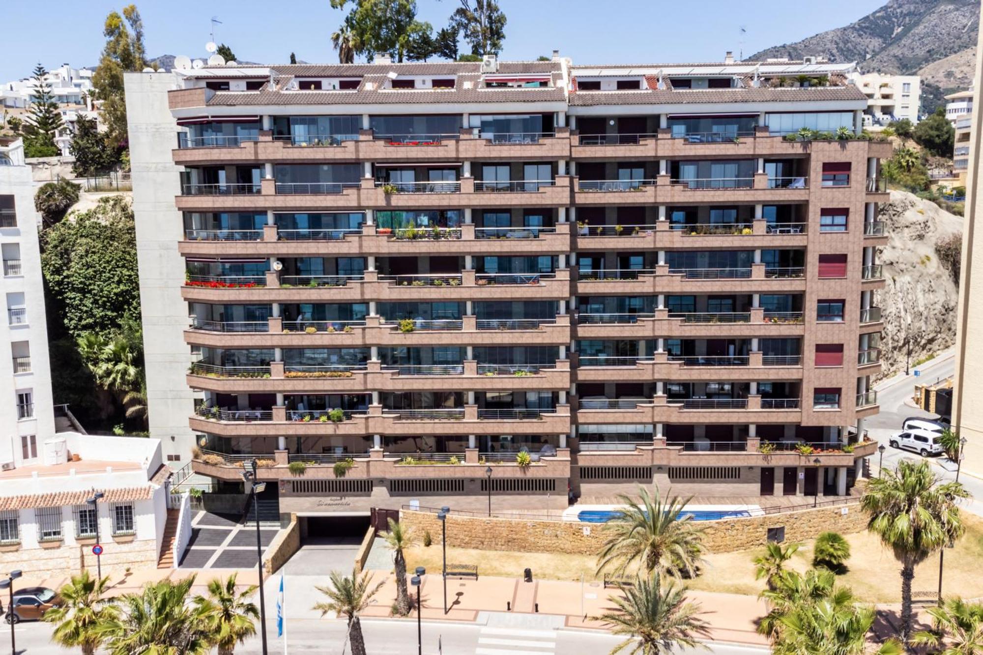 Buenavista Lifestyle By Sur Suites Фуэнхирола Экстерьер фото